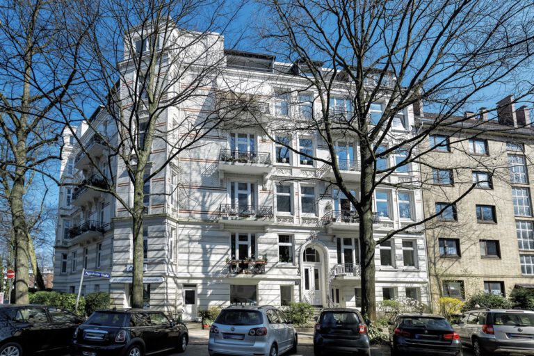 Schönstes Dachnest im Altbau!